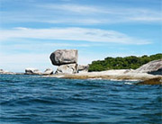 Double Rocks on Dong Island : JC Tour Lipe Island