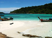 Monkey Bay on Rok-Loy Island : JC Tour Lipe Island