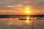 Sunrise on the Lake : JC Tour Lipe Island